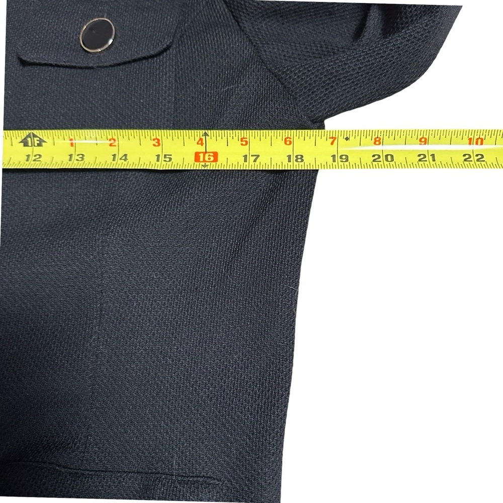 St. John Classic Knit Coat/Jacket - Picture 4 of 9